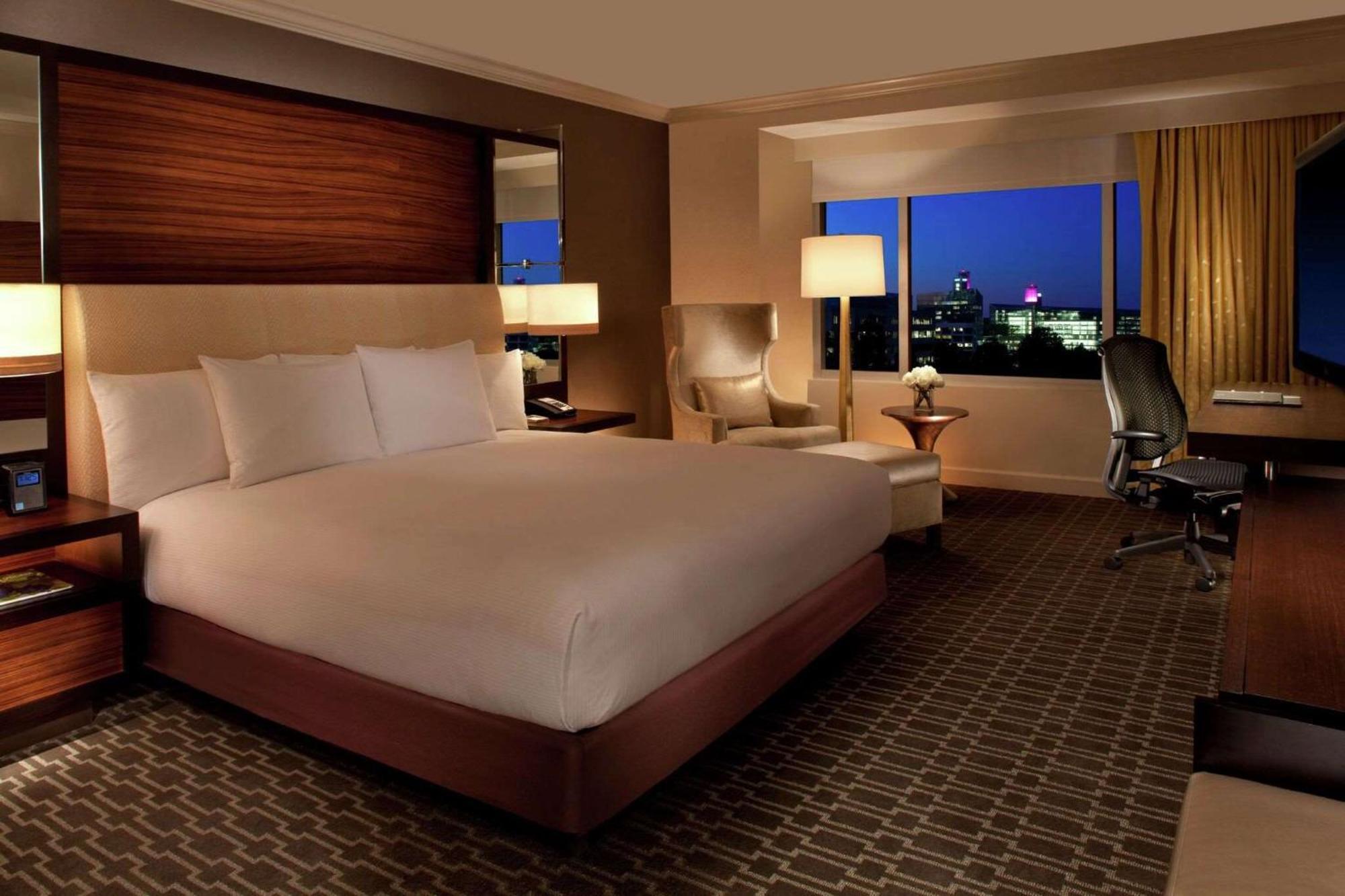 Готель Hilton Mclean Тайсонс-Корнер Екстер'єр фото